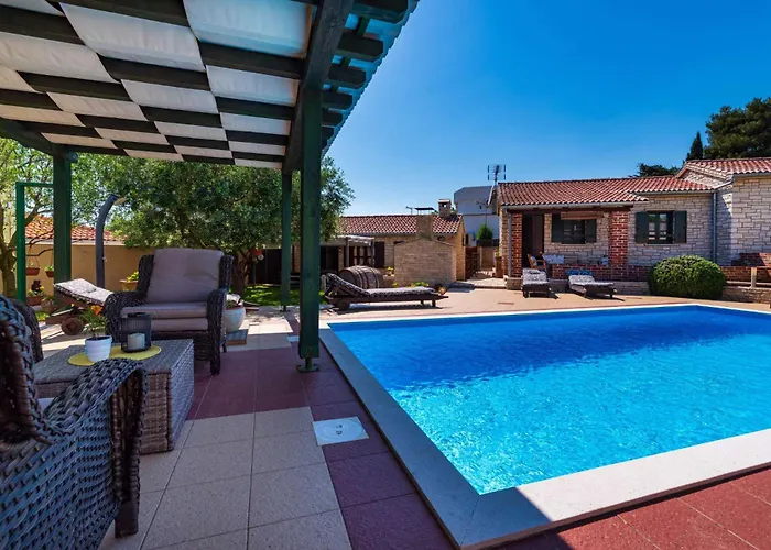 Villa Stone Tea With Pool