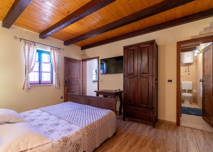 Stone Tea With Pool Вилла *