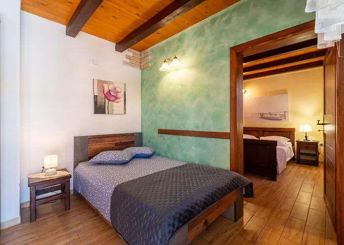 Stone Tea With Pool Вилла Поседарье